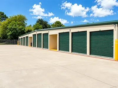 Andover Properties Acquires Self Storage Facility in Pinehurst, TX